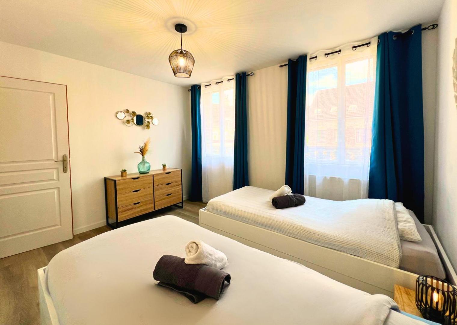 Le Spacieux A Saint-Omer - 2 Chambres, Centre Et Gare A Pied, Parking Gratuit Exterior foto